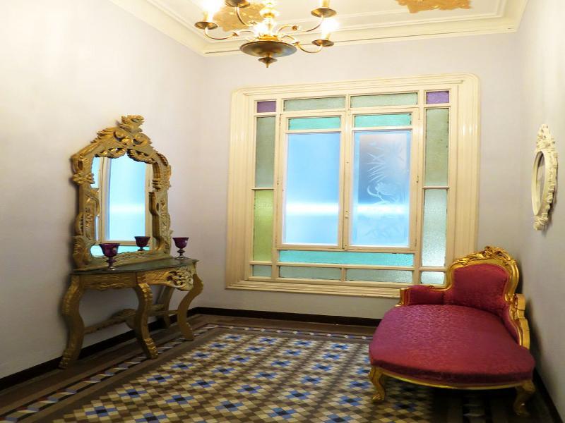Hostal Balmes Centro Барселона Экстерьер фото