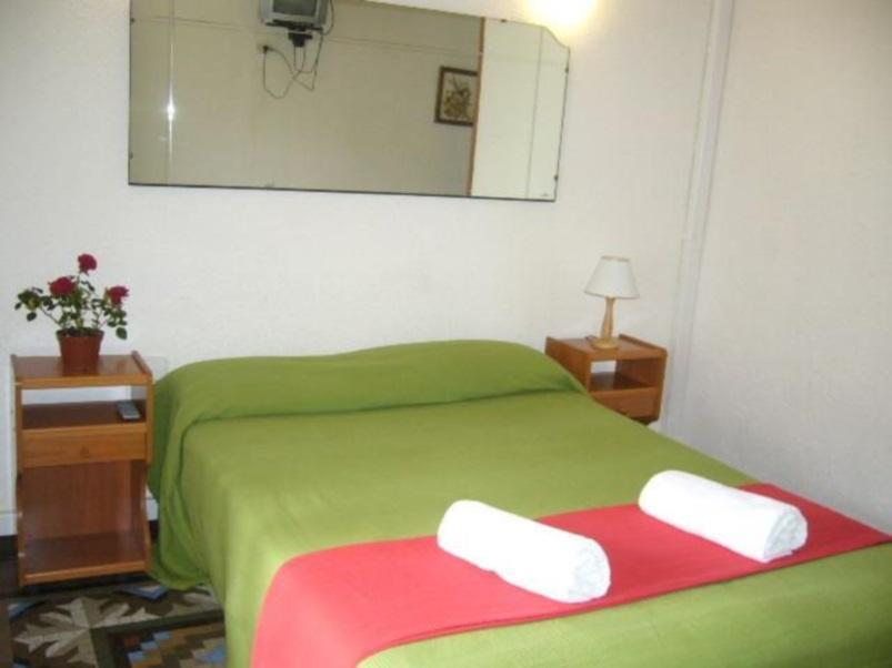 Hostal Balmes Centro Барселона Экстерьер фото