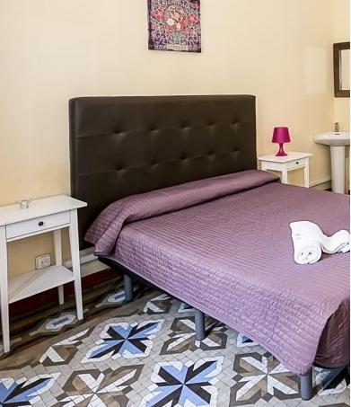 Hostal Balmes Centro Барселона Экстерьер фото