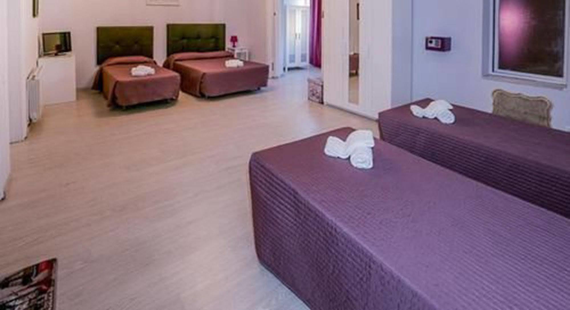 Hostal Balmes Centro Барселона Экстерьер фото